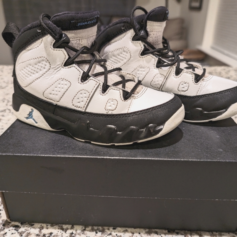 Kids Nike Air Jordan Retro 9 University Blue